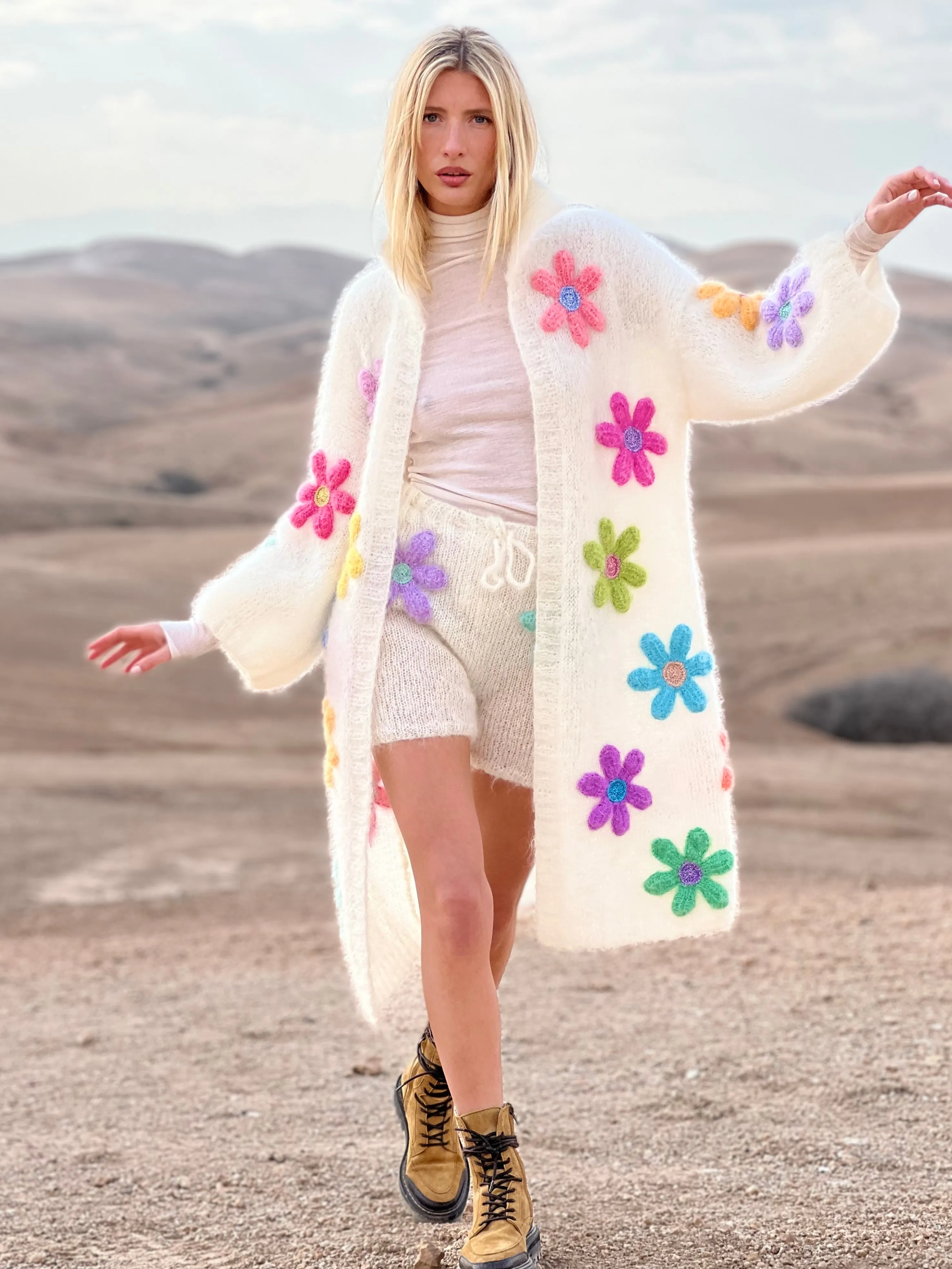 Rose Carmine Iconics|Coats-COAT FREE FLOWERS ECRU (Fall / Winter)