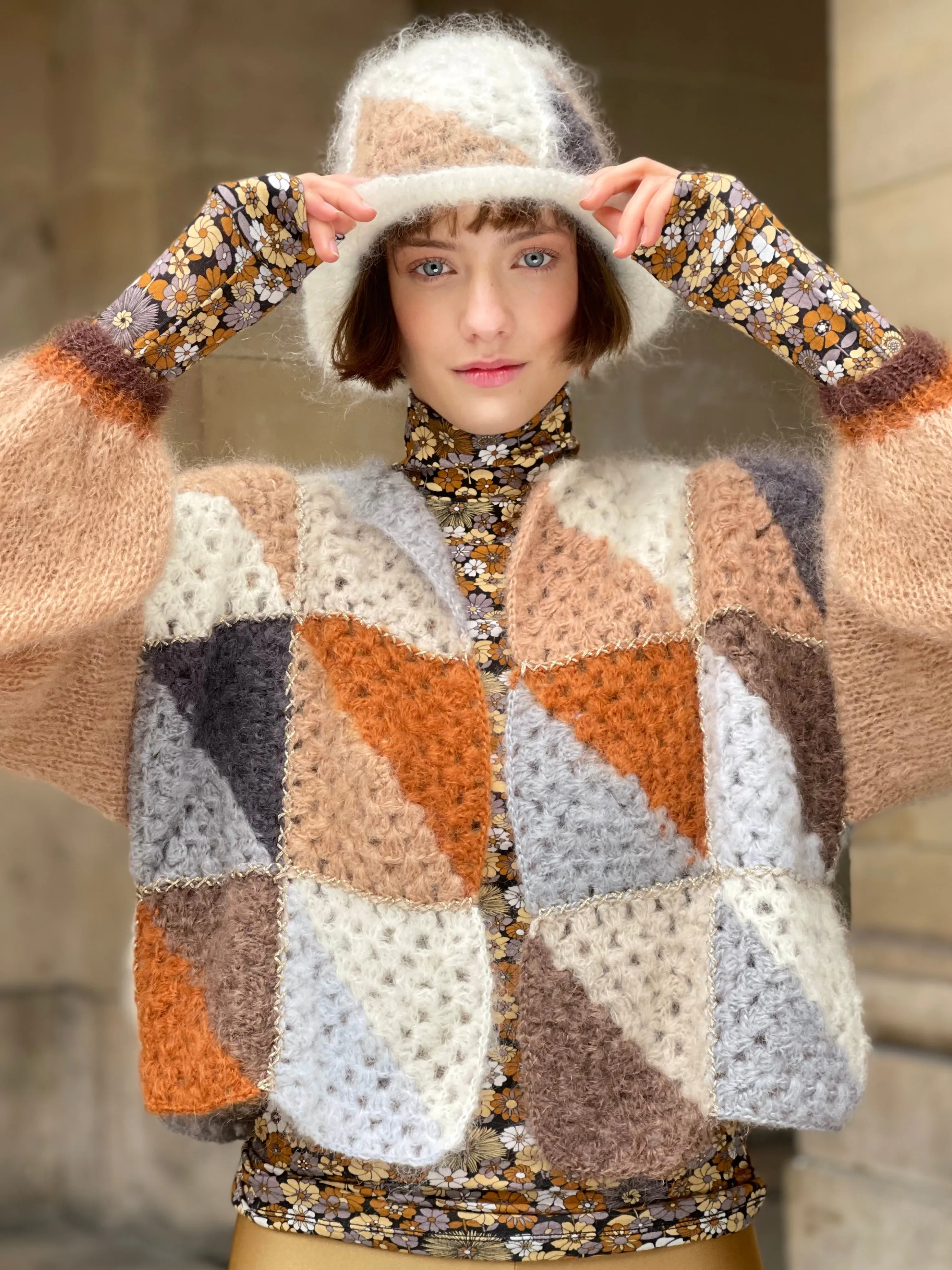 Rose Carmine Accessories-BOB DIAGONALES BEIGE