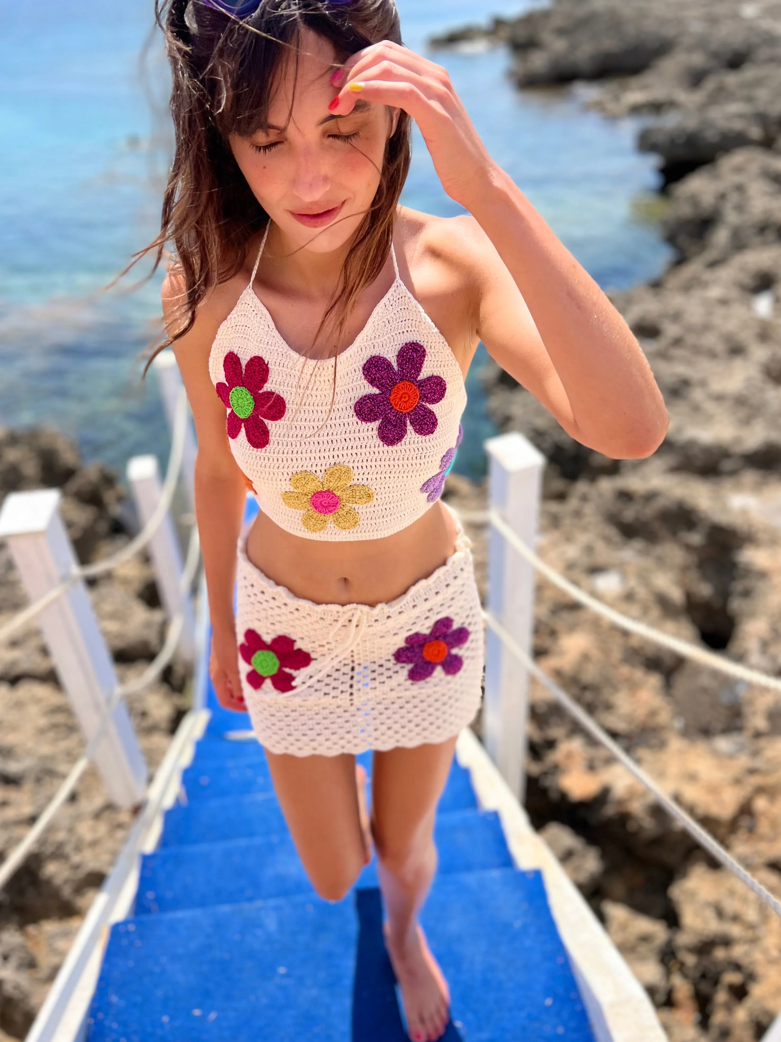 Rose Carmine Tops-HALTER TOP FREE FLOWERS ECRU