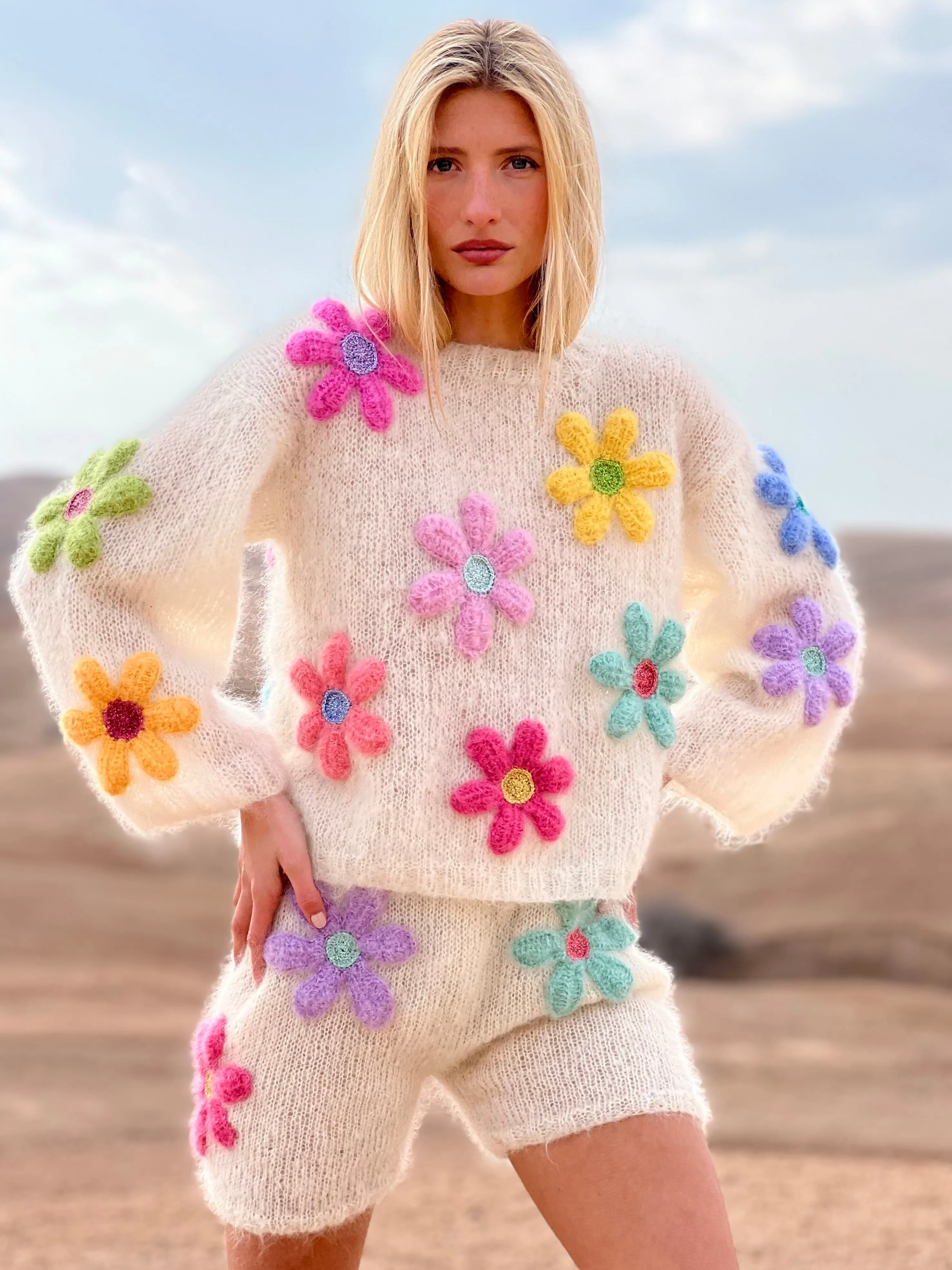 Rose Carmine Iconics|Sweaters-SWEATER FREE FLOWERS ECRU (Fall / Winter)