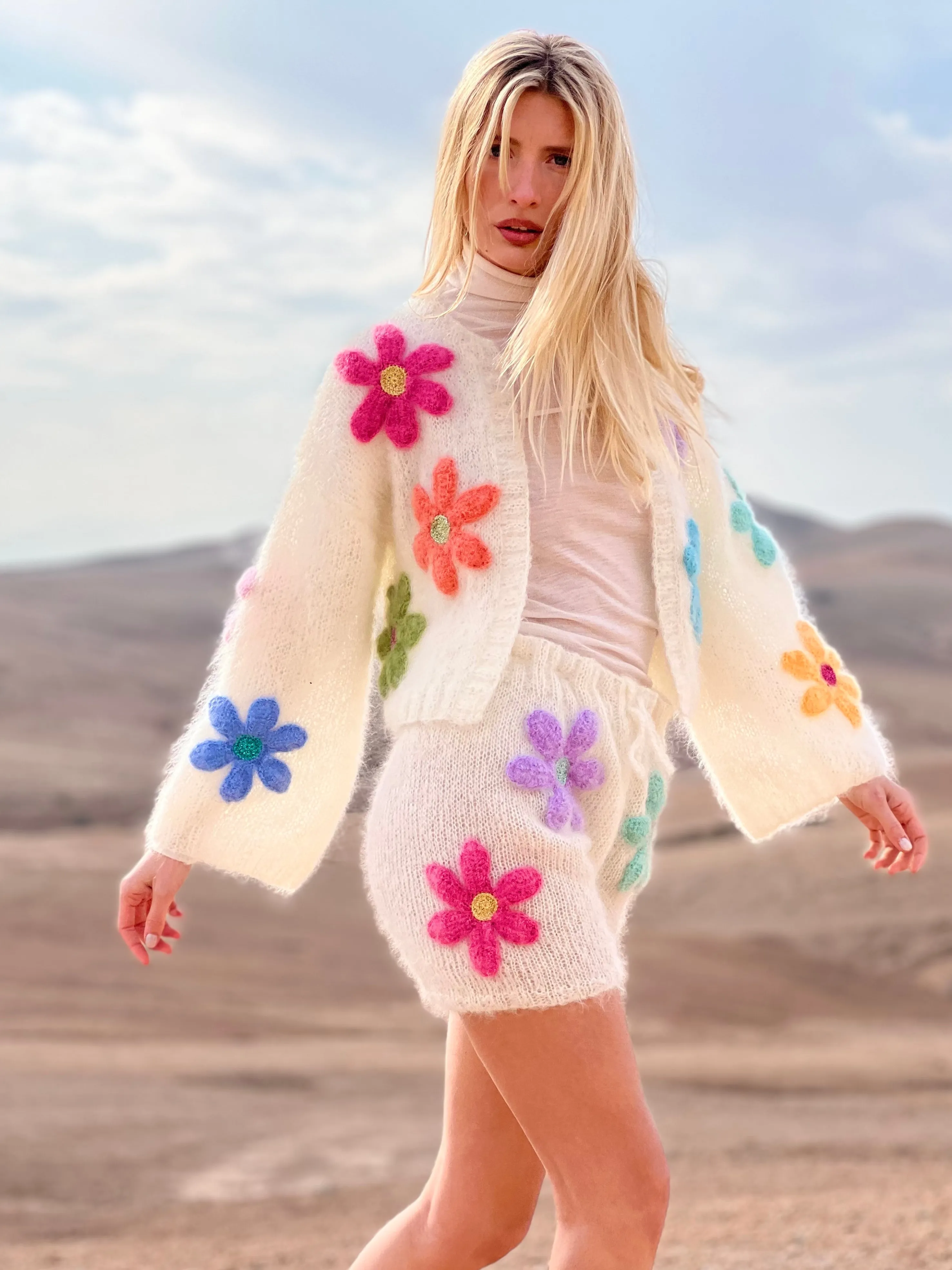 Rose Carmine Iconics|Boleros-BOLERO FREE FLOWERS ECRU